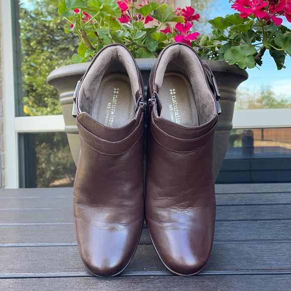 Naturalizer ankle boots size 8.5 - Picture 3 of 6